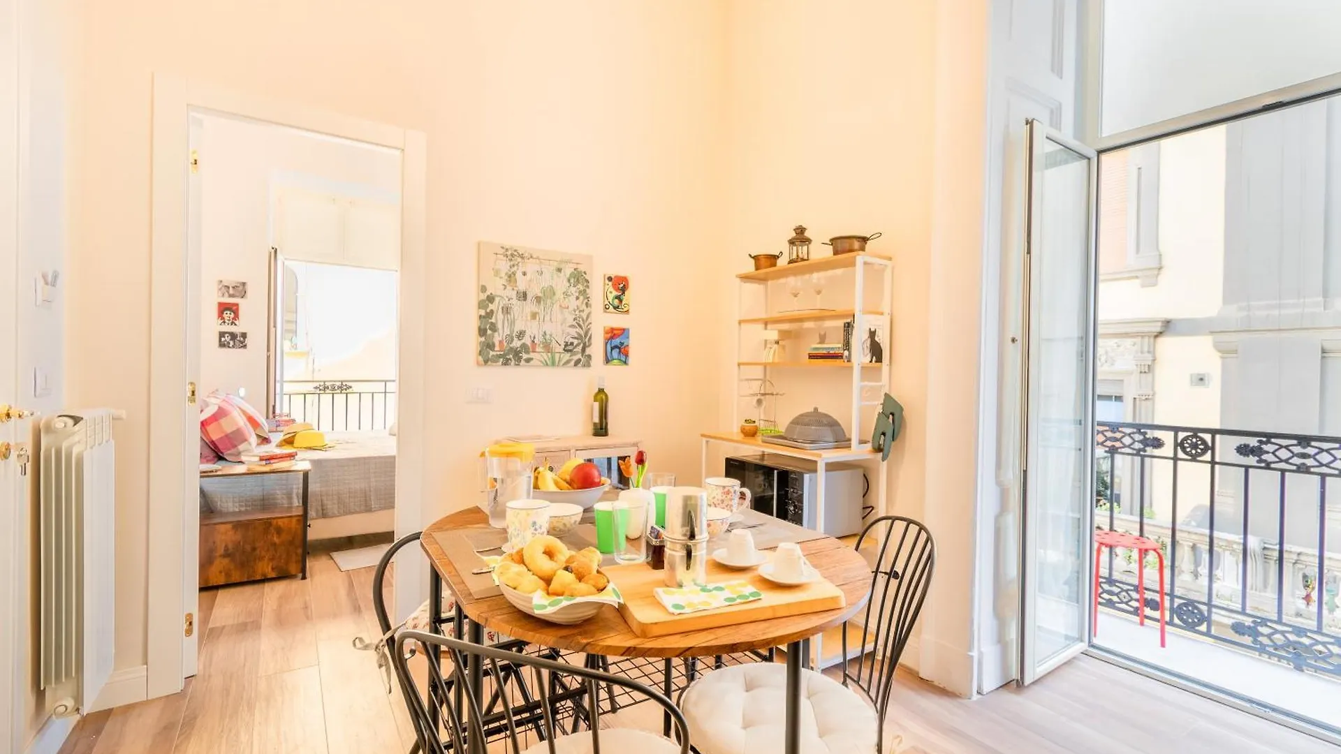 Heart Of Napoli - Happy Rentals contacts