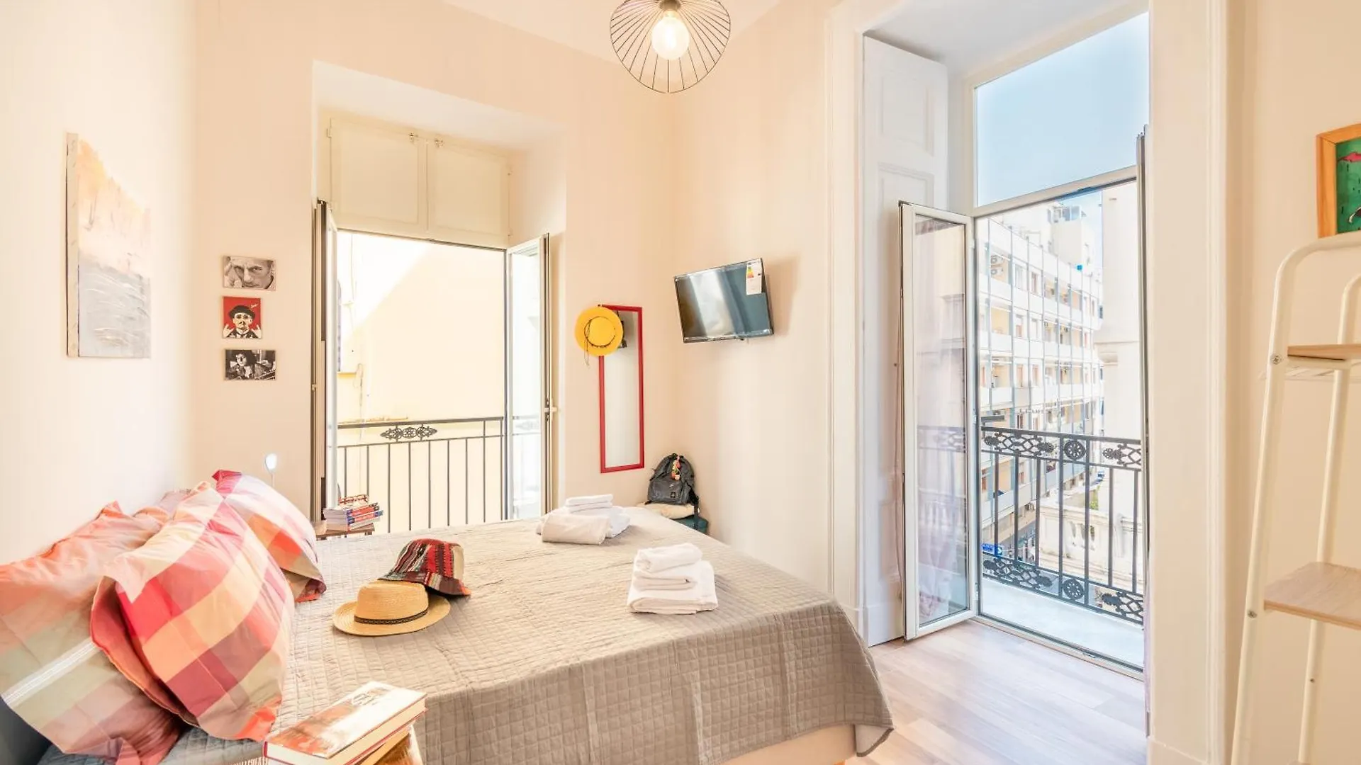 Heart Of Napoli - Happy Rentals Apartment Naples